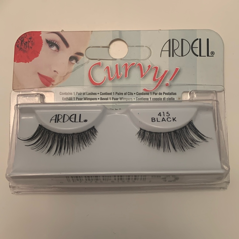 Ardell Curvy Eyelashes NIB